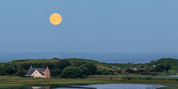 Full Moon Party - Moonrise, Low Newton by the Sea, Northumberland