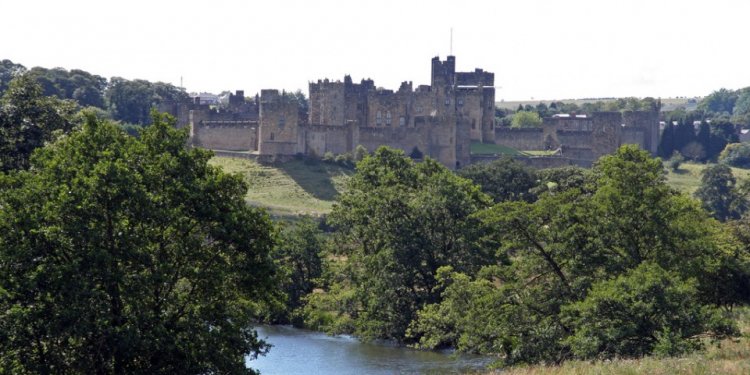 Alnwick Castle, By Tony