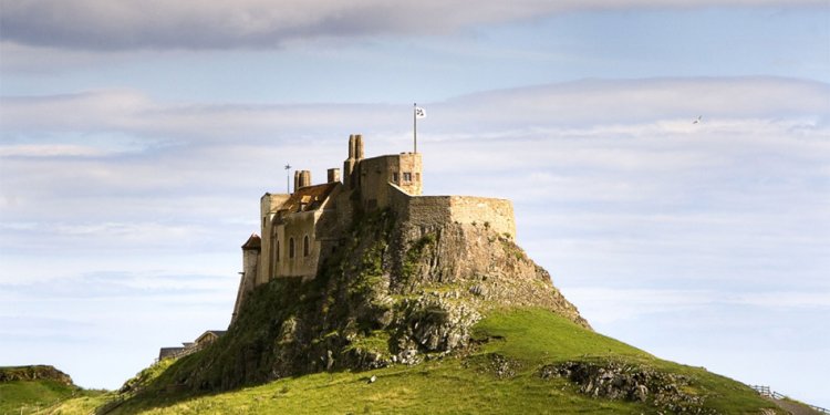 Holy-island-castle