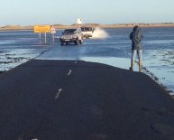 Holy Island causeway times